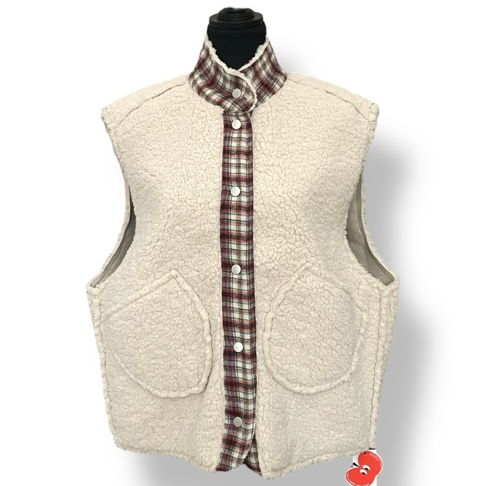 NWT Cozy Cream Sherpa Vest by Cider Snap Front Tartan Plaid Trim Cottage Nordic - Picture 2 of 15